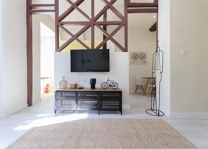 Apartment Bright Santa Catarina By Homing Lisbon